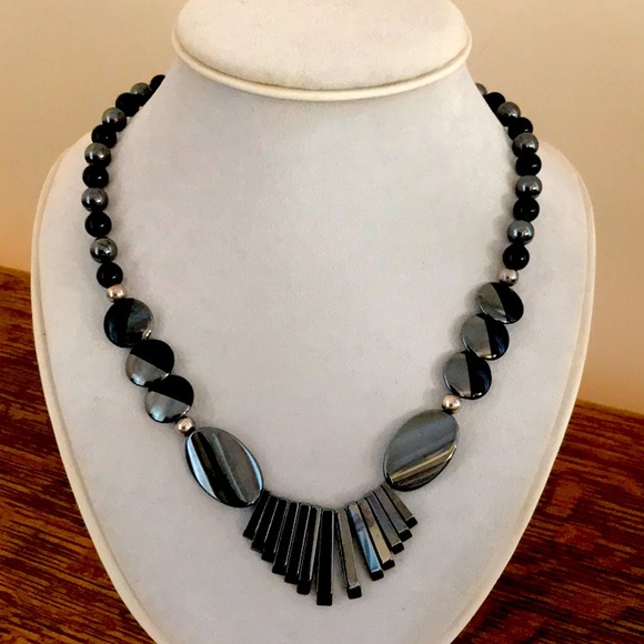 OLD TIFFANY 1980's ONYX BALL NECKLACE tiffany onyx necklace